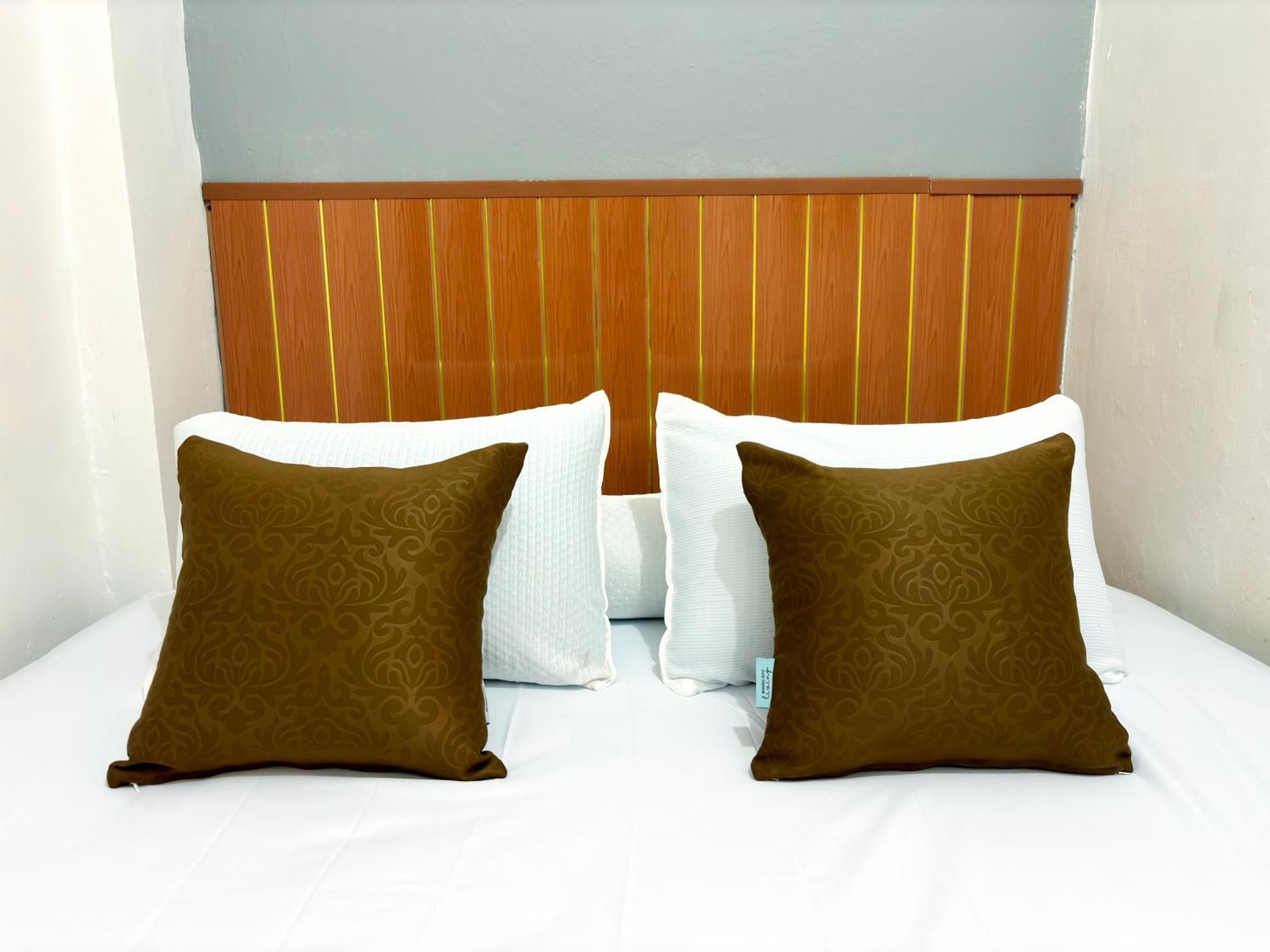 יוגיאקרטה Jogja Day Inn מראה חיצוני תמונה