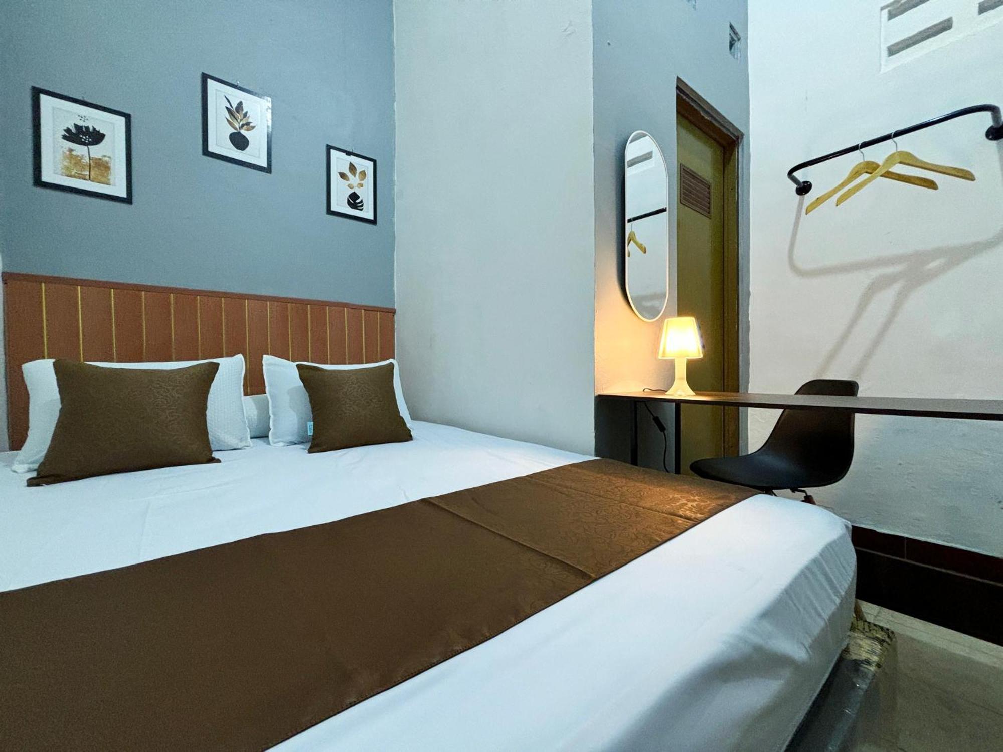 יוגיאקרטה Jogja Day Inn מראה חיצוני תמונה