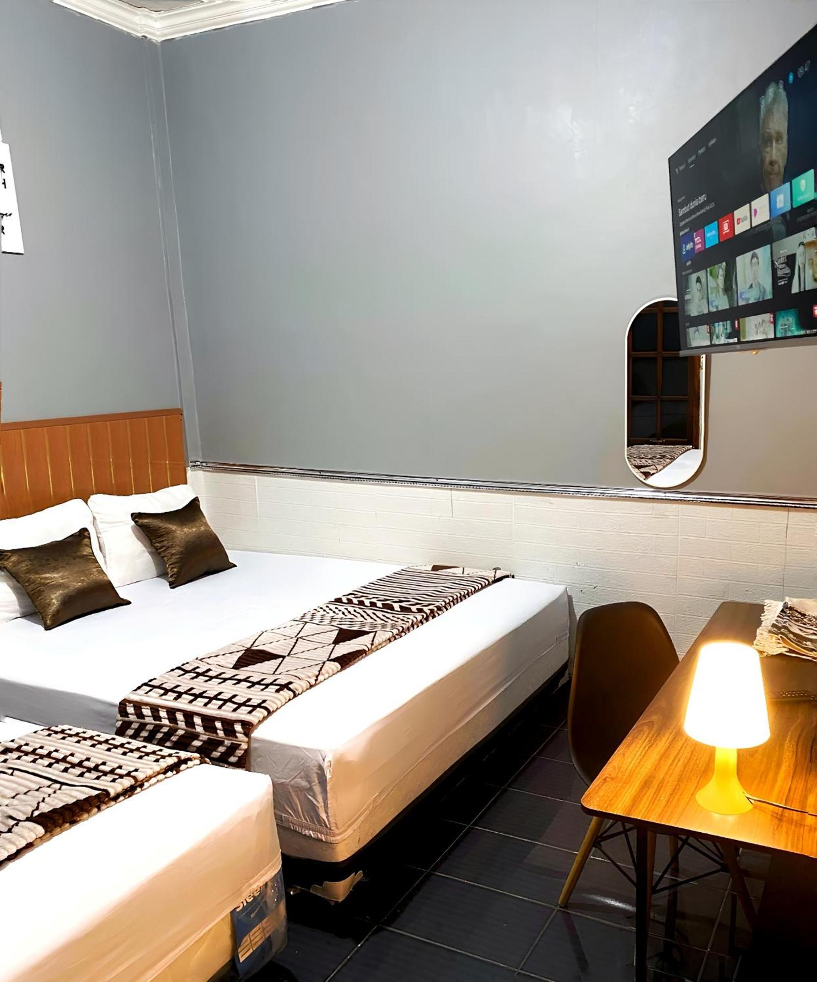 יוגיאקרטה Jogja Day Inn מראה חיצוני תמונה