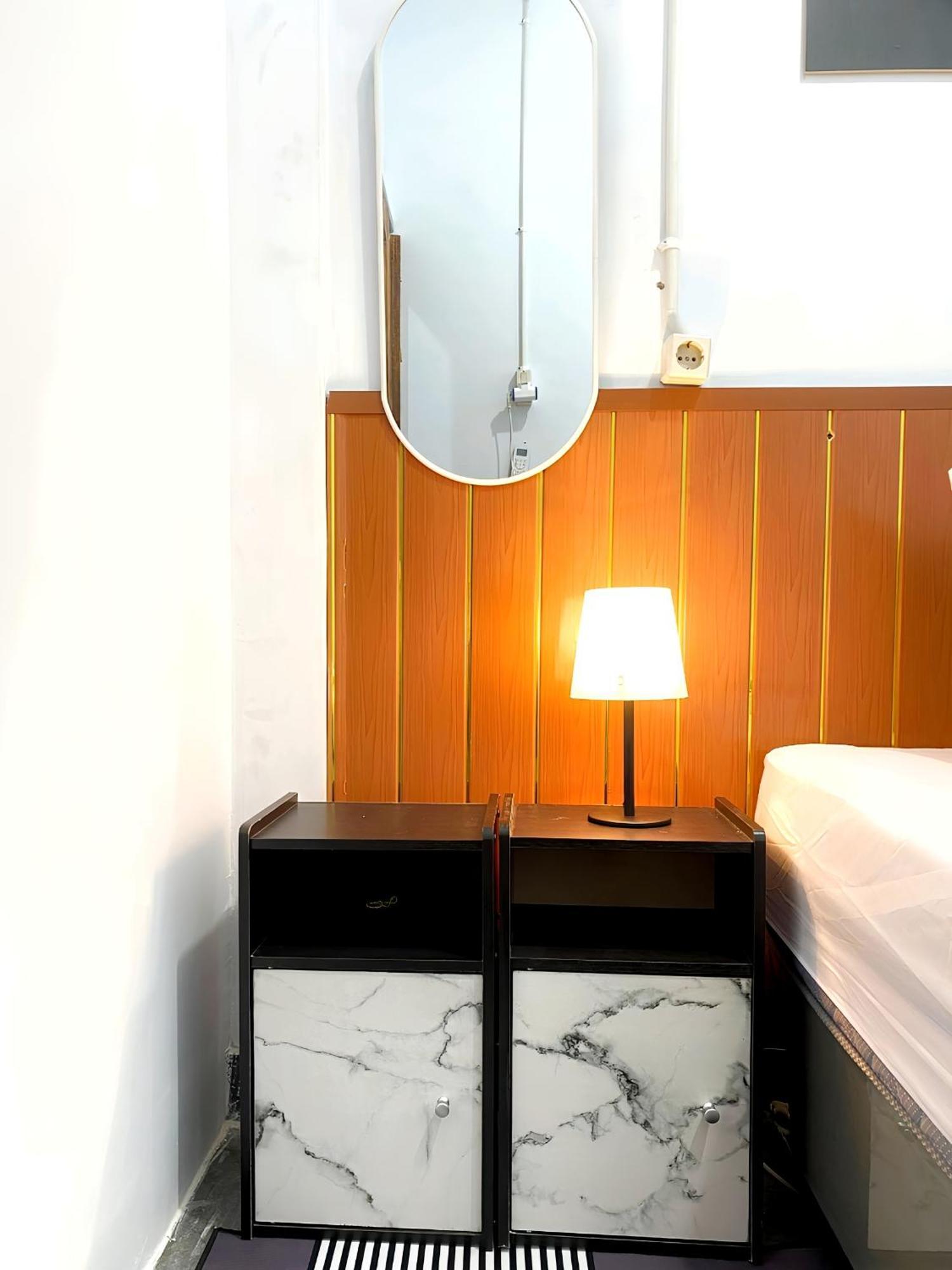 יוגיאקרטה Jogja Day Inn מראה חיצוני תמונה